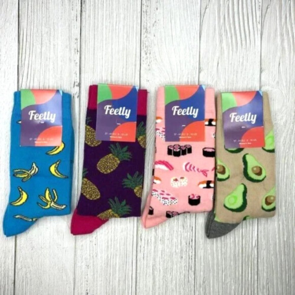 NWT FEETLY 4 Pair Womens Socks Sz 6-10 Bananas Avocado Sushi Pineapples Bananas!